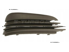 Решетка в бампер (правая) без отв. под противотуманку, для версий gts / sport