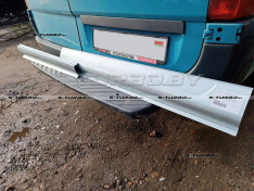 Порог (правый) 4 дв (для моделей с боковой сдвижной дверью) наружная часть, из 2-ух частей, ремкомплект