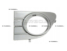 Решетка в бампер (левая) грунтованная, с отв. под противотуманку