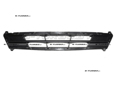 Решетка в бампер (центральная)