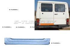 Дверь задняя (левая) распашная, нижняя внутренняя часть, высота 11 см, заводской штамп