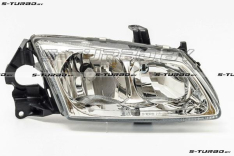 Передняя фара (правая)