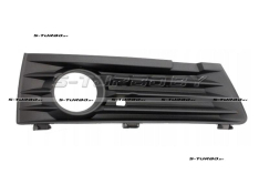 Решетка в бампер (правая) с отв. под противотуманку