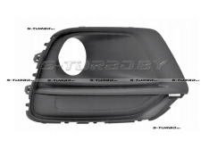 Решетка в бампер (правая) c отв. под противотуманку