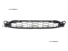 Решетка в бампер (центральная) 2015-2018