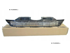 Решетка в бампер (центральная) с хром. накладками