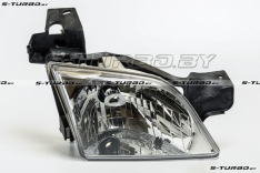 Передняя фара (правая)