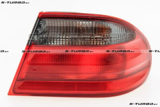 Задний фонарь (правый) наружный, тонированный поворот