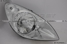 Передняя фара (правая)