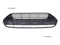 Решетка в бампер (центральная) верхняя