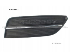 Решетка в бампер (правая) без отв. под противотуманку