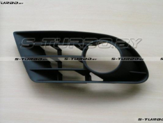 Решетка в бампер (левая) с отв. под противотуманку