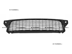 Решетка в бампер (центральная) 2010-2012
