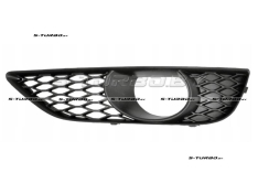 Решетка в бампер (левая) нижняя, с отв. под противотуманку, для версии s-line