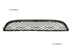 Решетка в бампер (центральная) нижняя