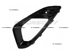 Решетка в бампер (левая) с отв. под противотуманку