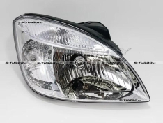 Передняя фара (правая)