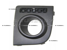 Решетка в бампер (левая) с отв. под противотуманку