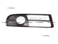 Решетка в бампер (правая) с отв. под противотуманку, для версии s-line