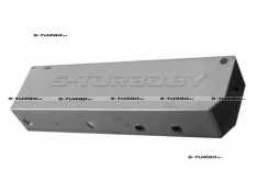 Кронштейн переднего бампера (правый)