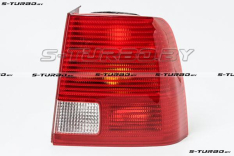 Задний фонарь (правый) задний ход белого цвета