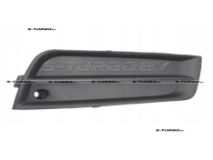 Решетка в бампер (правая) без отв. под противотуманку