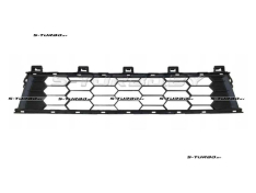 Решетка в бампер (центральная)