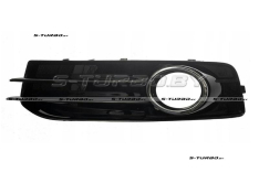 Решетка в бампер (левая) c отв. под противотуманку, с хромом, для версии s-line