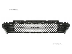 Решетка в бампер (центральная)