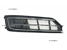 Решетка в бампер (правая) для версии v12, 2014-2017