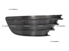 Решетка в бампер (правая) без отв. под противотуманку