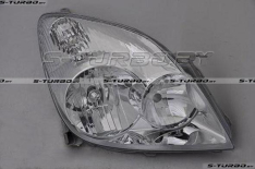 Передняя фара (правая)