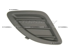 Решетка в бампер (правая) без отв. под противотуманку