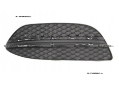 Решетка в бампер (правая) с отв. под хром. накладки