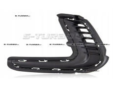 Решетка в бампер (левая) без отв. под противотуманку