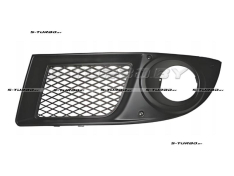 Решетка в бампер (левая) с отв. под противотуманку