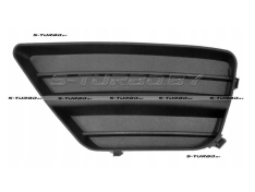 Решетка в бампер (левая) без отв. под противотуманку