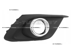 Решетка в бампер (правая) с отв. под противотуманку, с хром. рамкой