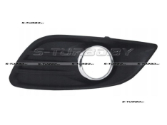 Решетка в бампер (правая) с хром. рамкой, c отв. под противотуманку