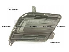 Решетка в бампер (правая) без отв. под противотуманку