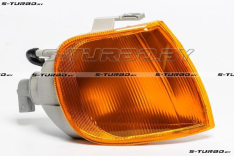 Указатель поворота (правый) желтый