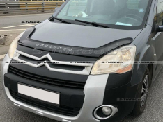 Дефлектор капота