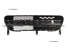 Решетка в бампер (центральная)