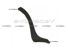 Накладка переднего бампера (правая) для версии 4х4