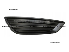 Решетка в бампер (правая) без отв. под противотуманку