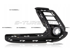 Решетка в бампер (левая) с отв. под противотуманку