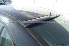 Козырек на заднее стекло (с вырезом под антенну)