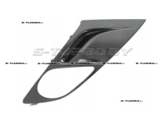 Решетка в бампер (правая) с отв. под противотуманку