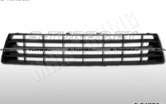Решетка в бампер (центральная)