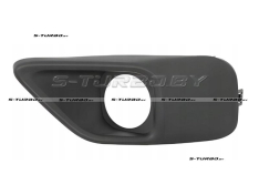 Решетка в бампер (левая) с отв. под противотуманку